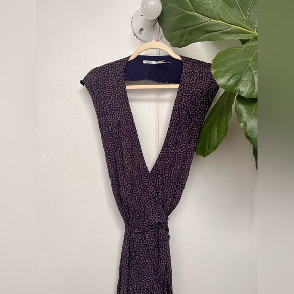 UO Kimchi Blue Printed Wrap Jumpsuit - Picture 5 of 8